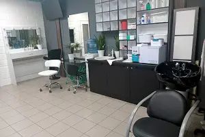 комерційна за адресою Центральна вул., 33