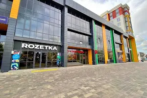 комерційна за адресою Машинобудівників вул., 16