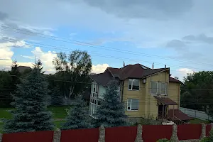 дом по адресу Синеозёрная ул.