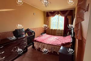 квартира по адресу Гвардейцев-Широнинцев ул., 11