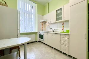 квартира за адресою Святого Теодора пл., 4