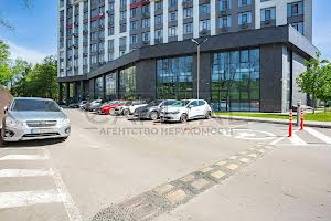 комерційна за адресою Любомира Гузара просп. (Космонавта Комарова), 9Б