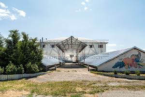 комерційна за адресою с. Русанів, Броварський, 1