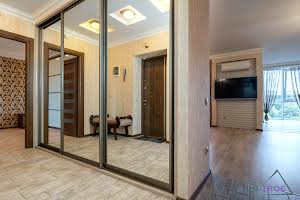 квартира за адресою В'ячеслава Чорновола вул., 60