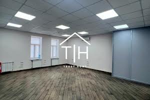 комерційна за адресою Боричів Тік вул., 30