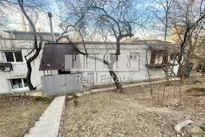 коммерческая по адресу Науки просп., 33А