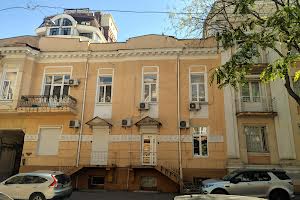 комерційна за адресою Канатна вул., 11