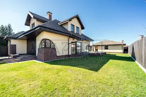 будинок за адресою с. Святопетрівське, Петровського