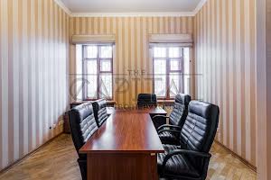 комерційна за адресою Вознесенський узвіз (Смирнова-Ласточкіна), 18