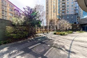 коммерческая по адресу Бусловская ул., 12