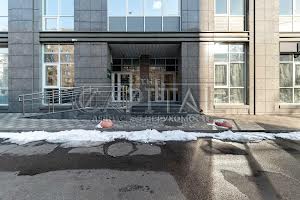 комерційна за адресою Василя Тютюнника вул. (Анрі Барбюса), 51