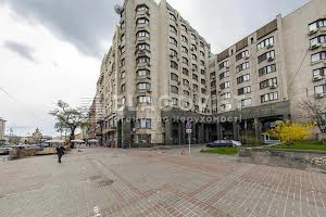 коммерческая по адресу Крещатик ул., 4