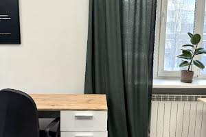 комерційна за адресою Лесі Українки бульв., 6
