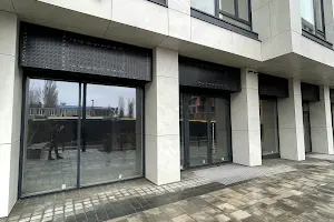 коммерческая по адресу Гарета Джонса ул. (Сімʼї Хохлових), 12