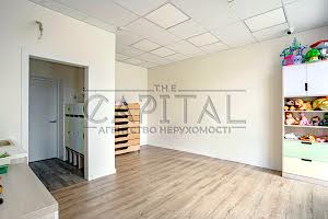 комерційна за адресою Метрологічна вул., 56
