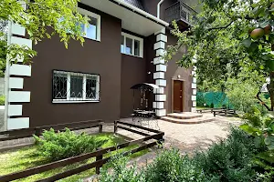 будинок за адресою Русанівський бульв.