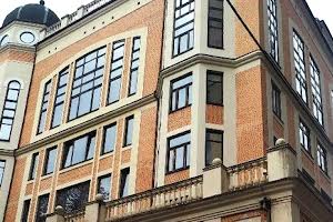 коммерческая по адресу Резницкая ул., 8