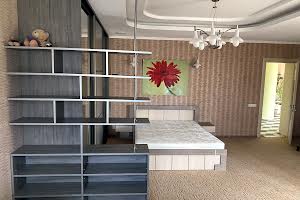 будинок за адресою Богатирська вул., 30а