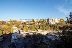 комерційна за адресою Тиха вул., 19