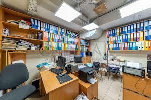 комерційна за адресою Богдана Хмельницького вул., 39