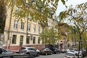 квартира за адресою Софіївська вул., 18а