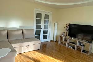 квартира за адресою Почайнинська вул., 35