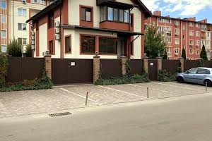 комерційна за адресою Волошкова вул., 80