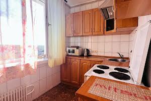 квартира за адресою Перемоги просп., 76