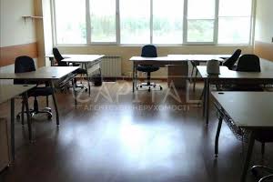 коммерческая по адресу Полевая ул., 24