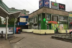 коммерческая по адресу Сержа Лифаря ул. (Олександра Сабурова), 3