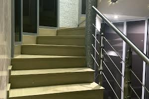 комерційна за адресою Петра Григоренка просп., 22/20