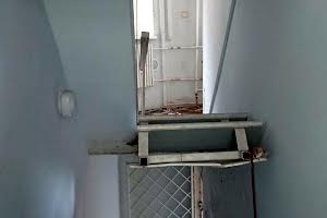 комерційна за адресою Громадянська вул., 5