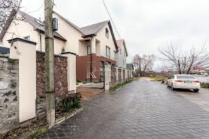 будинок за адресою вул. Орхідейна