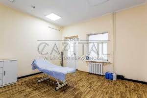 комерційна за адресою Шовковична вул., 34