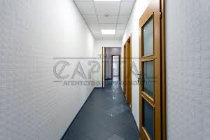 комерційна за адресою Варязький пров., 4-Б