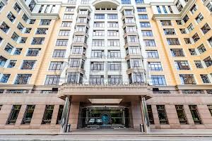 коммерческая по адресу Михаила Грушевского ул., 9