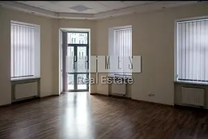 коммерческая по адресу Владимирская ул., 4