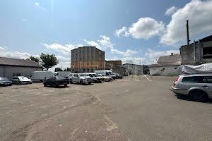 комерційна за адресою Чорних Запорожців вул., 8