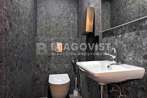 комерційна за адресою Кловський узвіз, 7
