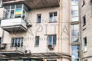 комерційна за адресою Лютеранська вул., 21/12