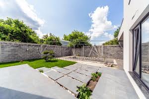будинок за адресою с. Крюківщина, вул. Мічуріна