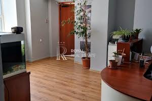 коммерческая по адресу Дениса Монастирського ул. (Василя Сурікова), 3А