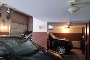 будинок за адресою Павла Загребельного вул. (Миколи Раєвського), 6