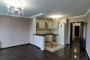 квартира за адресою Вул. Драгоманова, 27