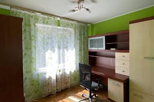 квартира по адресу Героев Крут бульв. (Героїв Сталінграду), 18