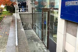 комерційна за адресою Саперне Поле вул., 3