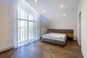 будинок за адресою 126-та Садова вул.