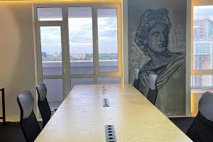 комерційна за адресою Михайла Бойчука вул. (Кіквідзе), 41
