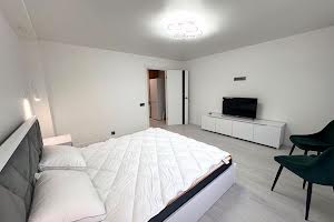 квартира по адресу Степана Бандеры ул., 79
