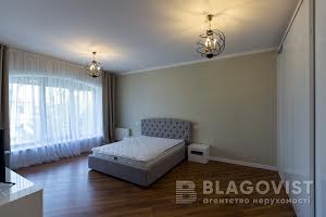 будинок за адресою смт. Козин, Берегова вул., 1